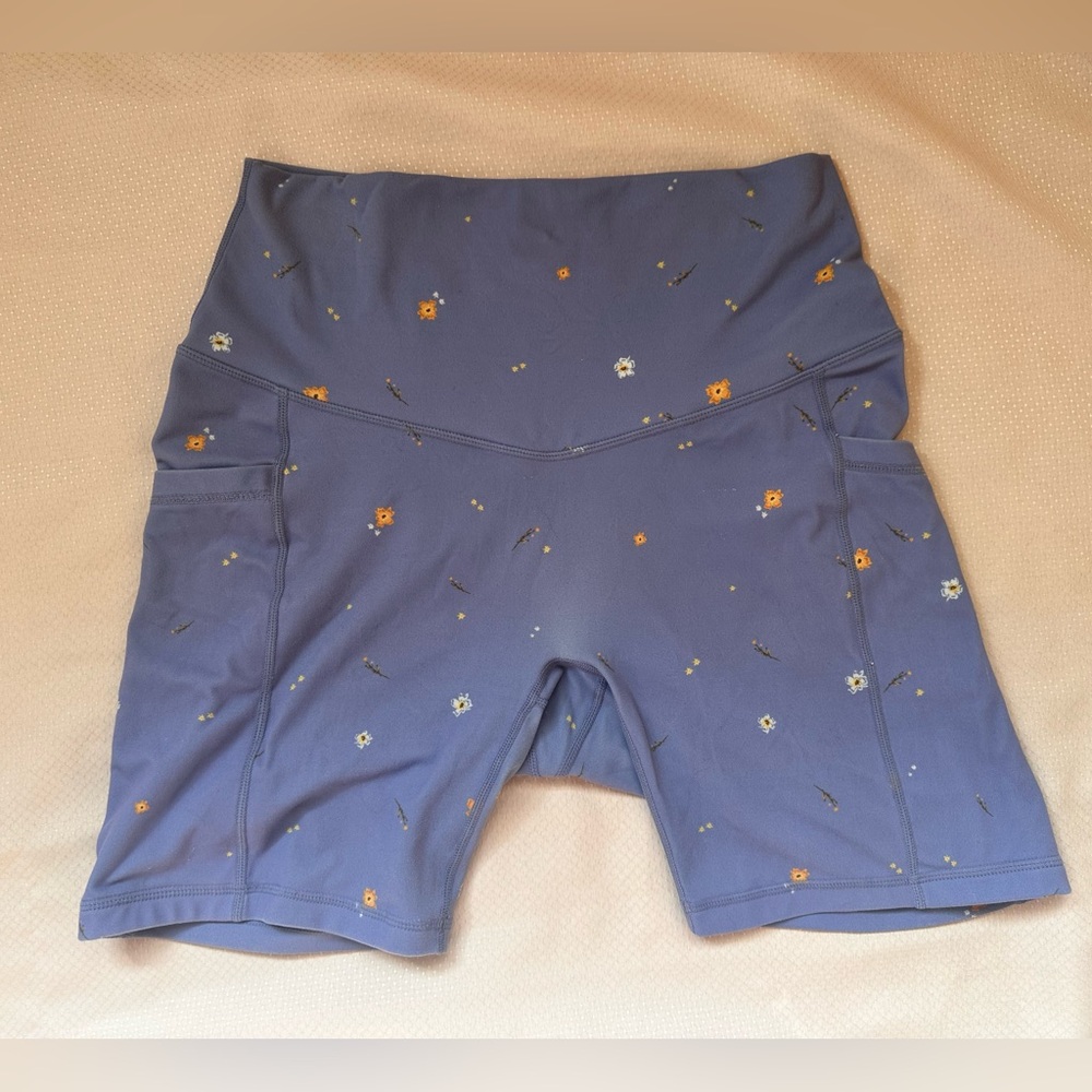Popflex blue floral exercise shorts szM